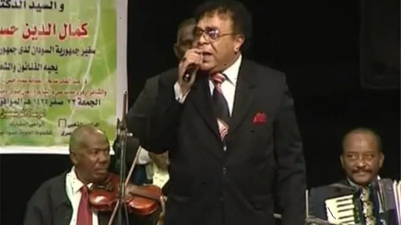 مصطفى كامل ينعى رحيل المطرب النوبى سيد السمان أشهر فنانى أسوان