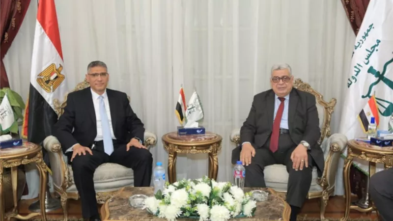 رئيس مجلس الدولة يستقبل مُحافظ الجيزة