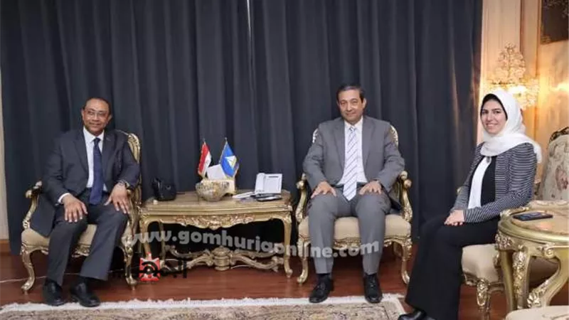 محافظ دمياط يستقبل رئيس