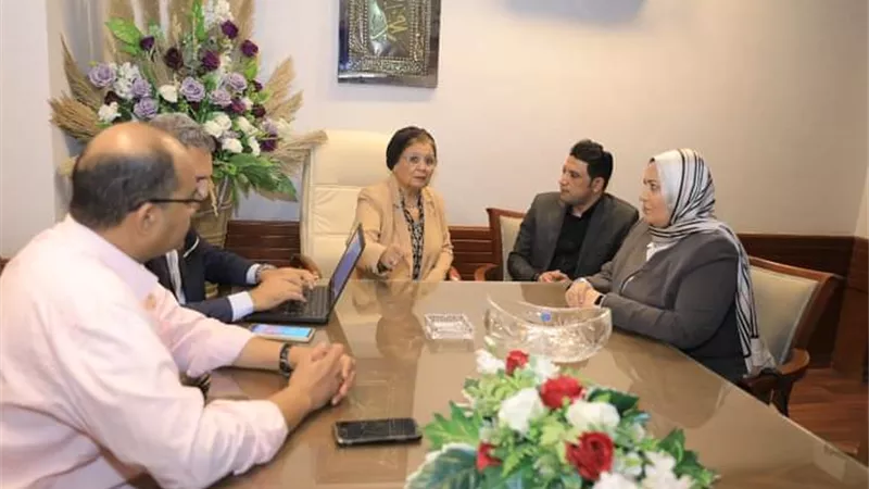نائب محافظ سوهاج يستقبل الدكتورة عبلة الألفي نائب وزير الصحة