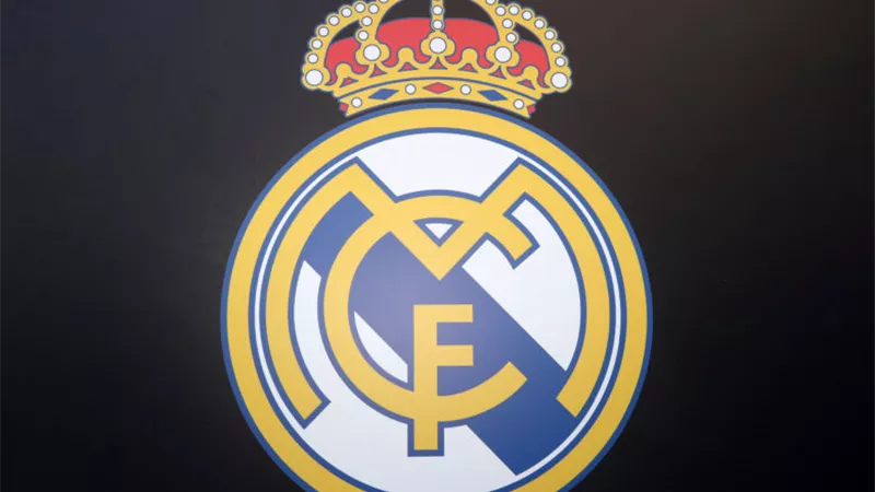 رسميًا.. ريال مدريد أول نادٍ تتجاوز إيراداته مليار يورو