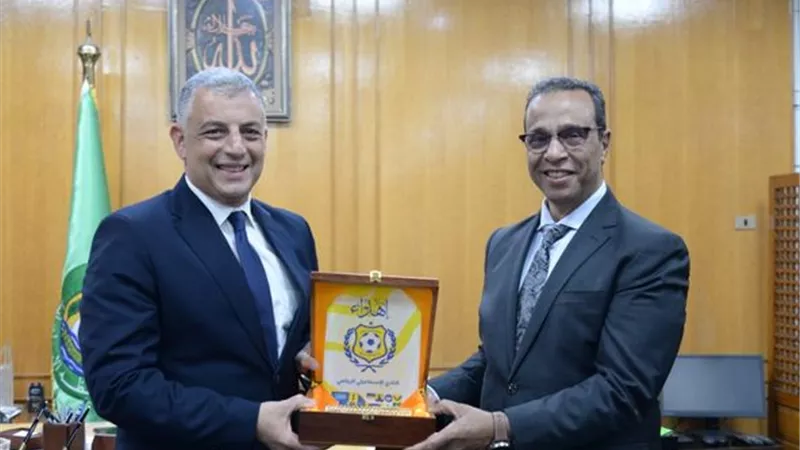جلال يهنئ مجلس ادارة النادي الإسماعيلي بالذكرى المئوية للتأسيس