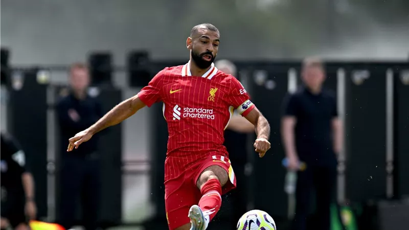 نجم ريال مدريد السابق بديلا لمحمد صلاح في ليفربول