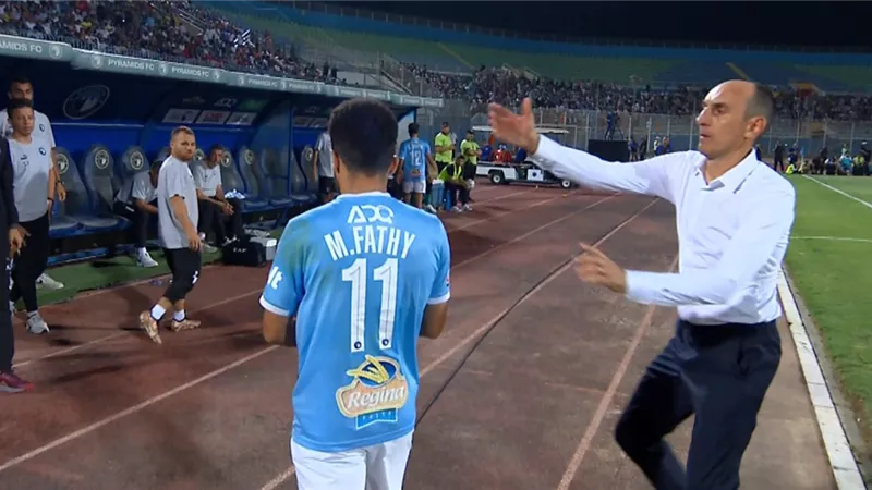 هاني حتحوت : مدرب بيراميدز يفكر في استبعاد مصطفى فتحي .. شاهد