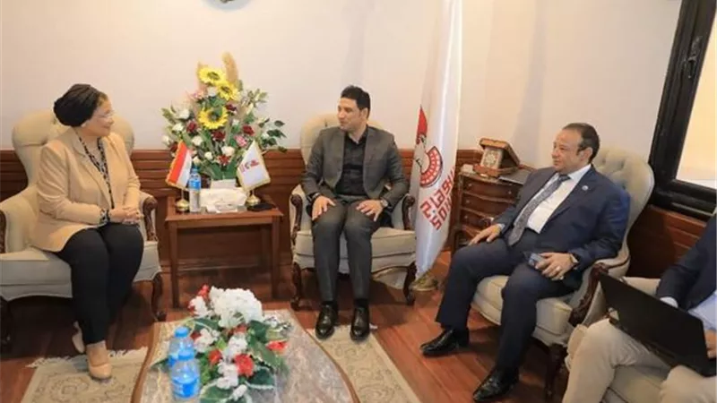 نائب وزير الصحة توصي بمتابعة حل المشكلات بوحدات الرعاية الأساسية