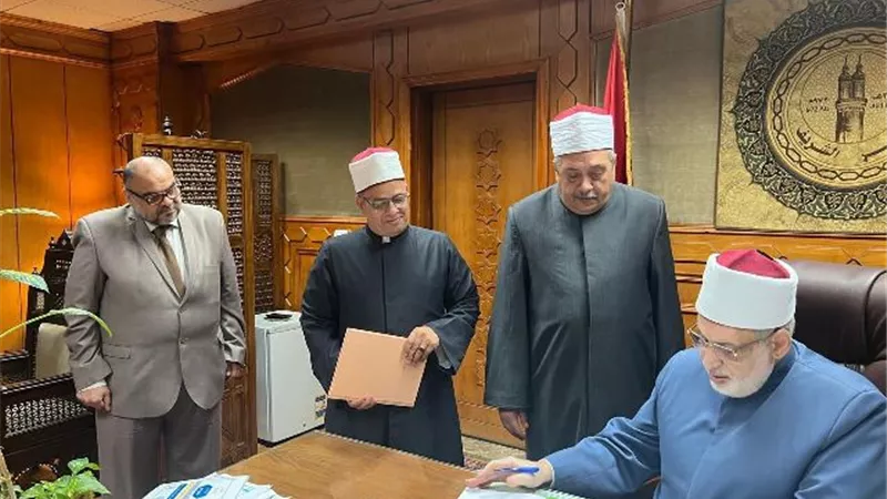 بالأسماء..أوائل الإعدادية والثانوية للبعوث الإسلامية