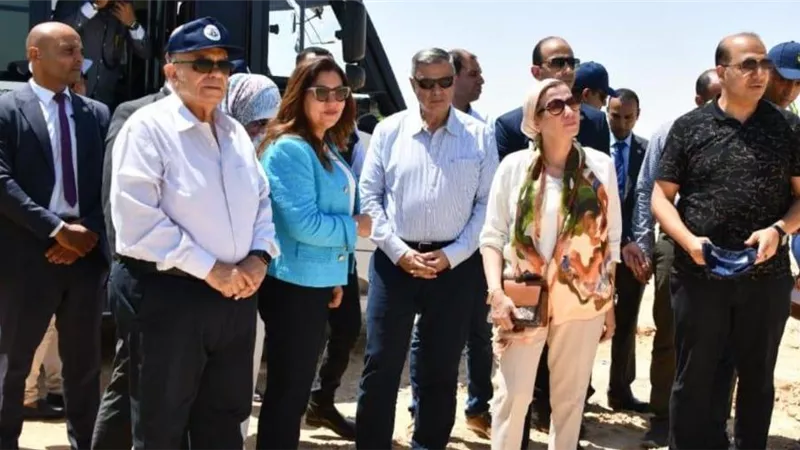 وزيرتا البيئة والتنمية ومحافظ الأسكندرية يتفقدون المدفن الصحي