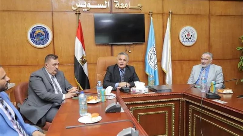 حنيجــــــــــل يرأس اجتماع مجلس إدارة مركز تطوير الأداء الجامعي