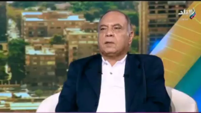 أستاذ زلازل يوضح كيف يحدث التسونامي ويوجه نصائح للمواطنين.. فيديو