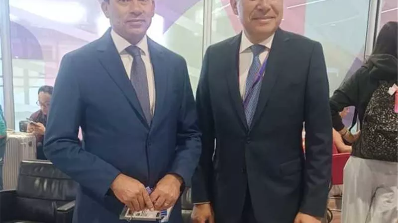 السفير المصرى فى باريس يستقبل البعثة المشاركة فى الأولمبياد