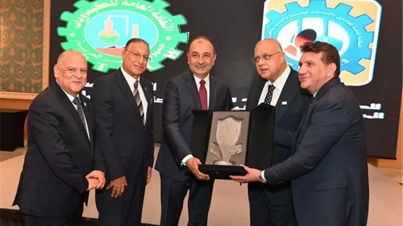 وزير الكهرباء: العمل بروح الفريق وتحديد الأهداف أهم محددات النجاح