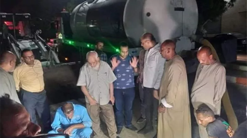 هبوط أرضى أمام مستشفى قنا العام