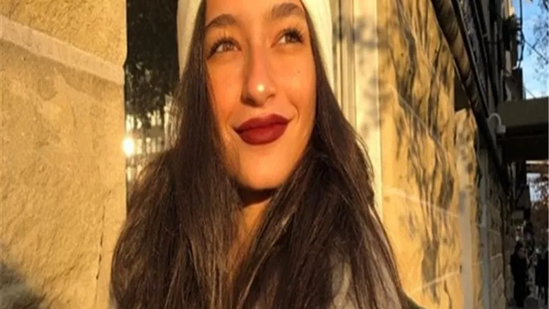 أميرة أديب 