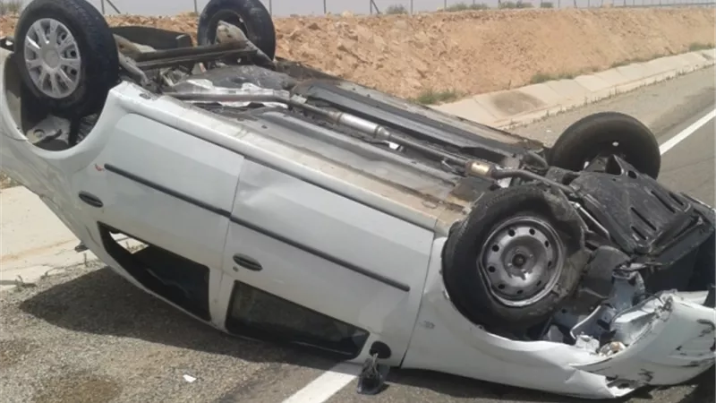 مصرع 3 عمال إثر انقلاب ملاكى على طريق 