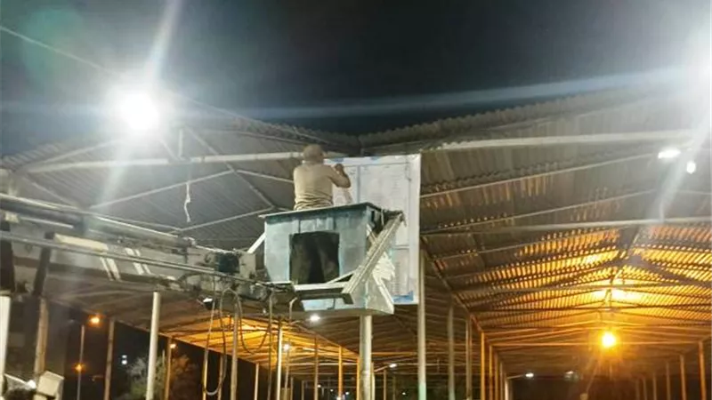 جولات لرؤساء المراكز والتموين على محطات الوقود والمواقف بأسوان