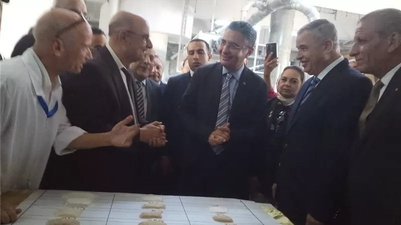 وزير التموين يتفقد المرحلة الثالثة من تطوير مطحن الإسكندرية