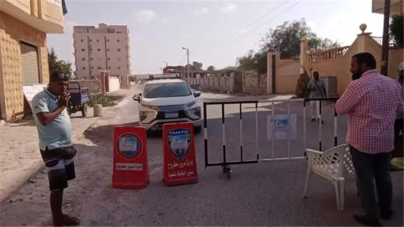 استمرار غلق بعض شواطئ مطروح لارتفاع امواج البحر