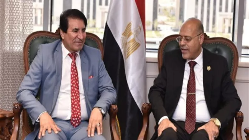 وزير العمل يستقبل وفد النقابة العامة للعاملين بالبترول والكيماويات الأردنية