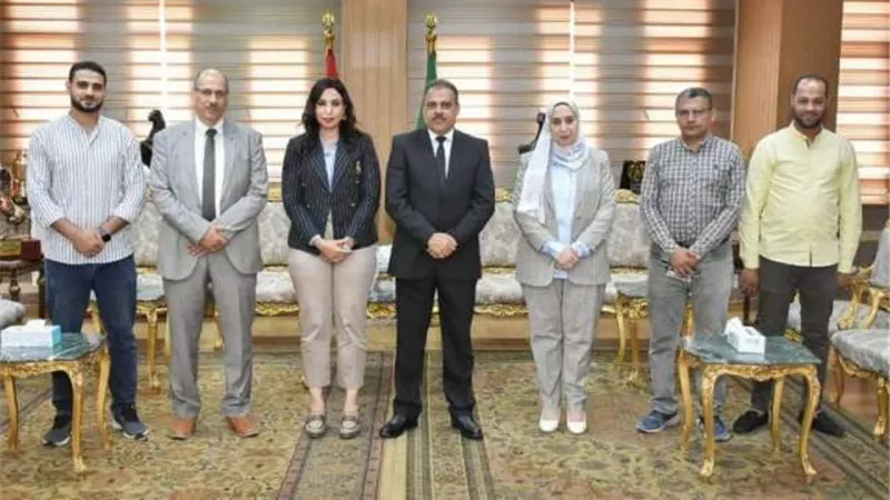 محافظ الشرقية يلتقي مدير الدعم التشغيلي للعلاقات الحكومية