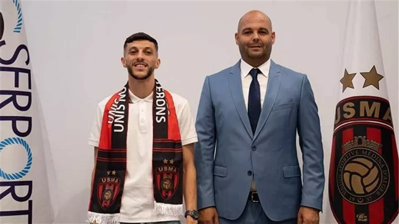 غيلاس جناوي لاعب المصرى ينتقل إلى اتحاد العاصمة الجزائري