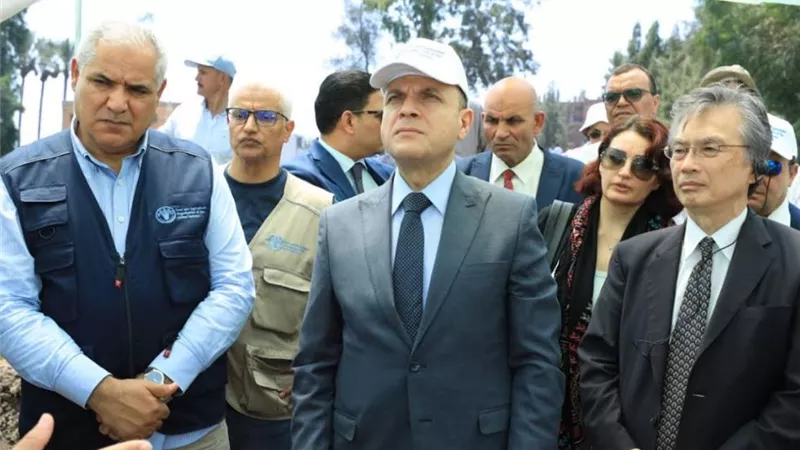محافظ كفرالشيخ والسفير الياباني يتفقدان موقع مشروع الصوب