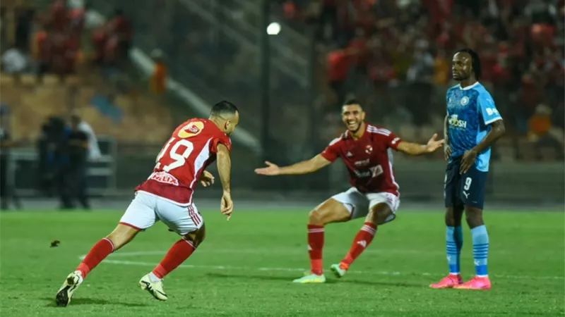 تفاصيل العرض السعودي المقدم للأهلي بشأن التعاقد مع صاحب القاضية
