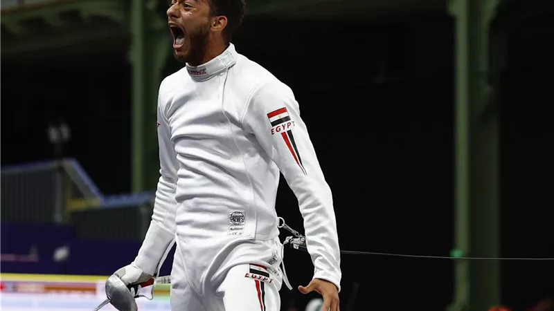 محمد السيد يهزم بطل كولومبيا ويتأهل لدور الـ16 من منافسات السلاح