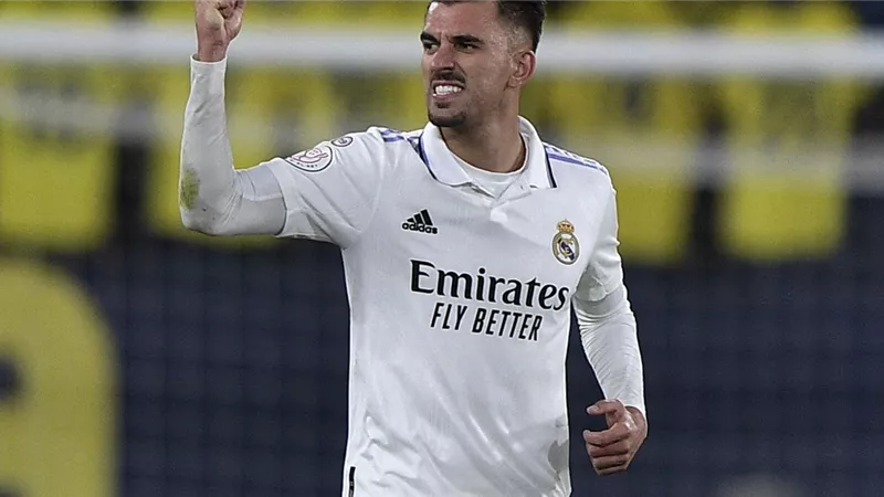 نجم ريال مدريد يحسم موقفه من الرحيل فى الانتقالات الصيفية