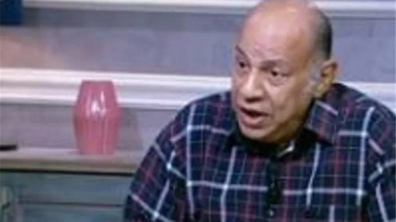 تفاصيل أزمه الفنان عيد أبو الحمد الصحية