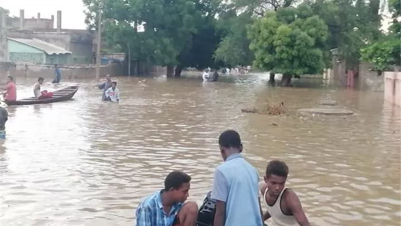 أمطار غزيرة وسيول تجتاح مدينة كسلا بالسودان