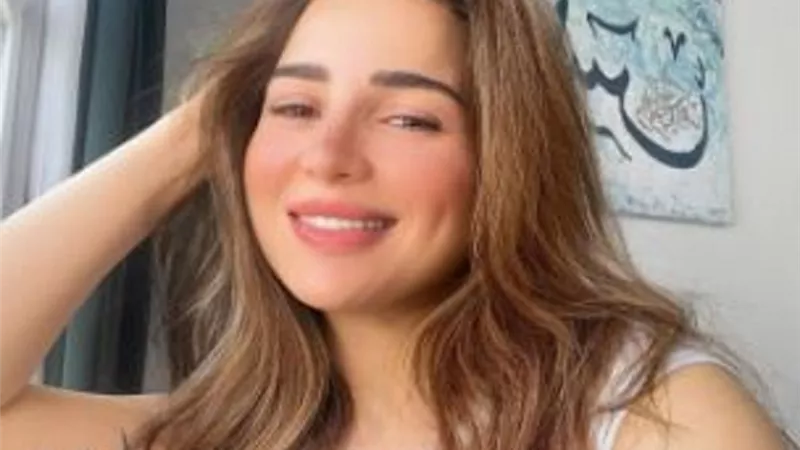 مي عز الدين بطلة 