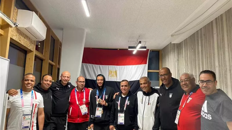 البعثة المصرية تحتفل ببرونزية محمد السيد فى القرية الأولمبية بباريس