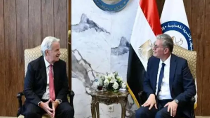 وزير البترول: أولويتنا زيادة إنتاج النفط حاليا