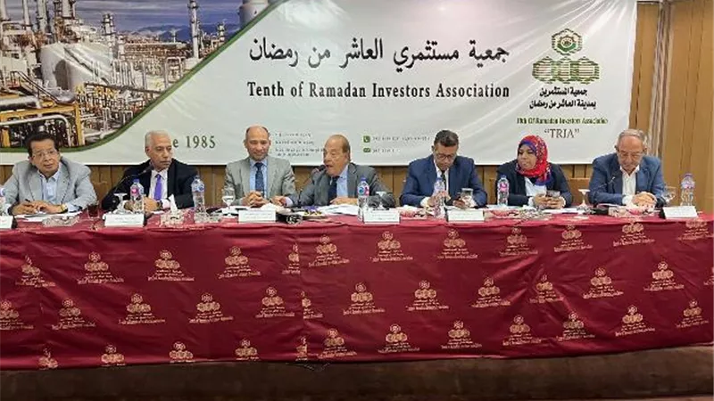 الضرائب توجه بإزالة كافة العقبات أمام المستثمرين لتهيئة مناخ جاذب