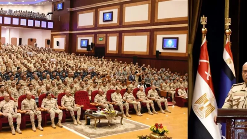 وزير الدفاع يلتقى رجال الجيش الثالث الميدانى وقيادة قوات شرق القناة لمكافحة الإرهاب