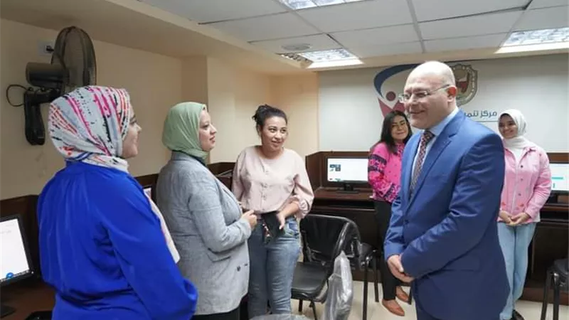 النعماني يتفقد مبادرة سفراء التكنولوجيا بجامعة سوهاج