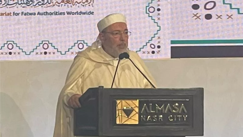 د.الفهري: العالم يفتقد الآدمية ومقتضياتها الدينية والأخلاقية والاجتماعية بداعي التحرر