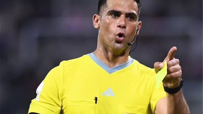 الدوري العام.. محمد معروف حكما لمباراة الأهلي وسيراميكا