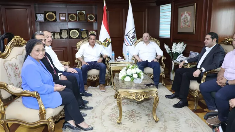 وزير الصحة يستعرض نتائج حملة المرور على مستشفيات الصعيد