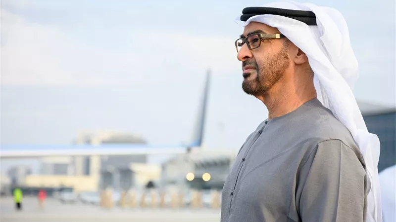 الشيخ محمد بن زايد يصل مطار العلمين الدولي في زيارة لمصر تستغرق عدة أيام