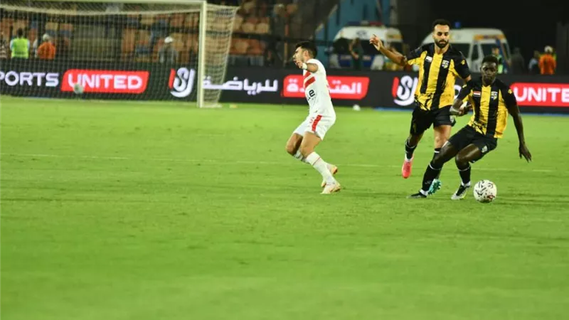 هدف من خطأ دفاعى يرجح كفة المقاولون أمام الزمالك فى الشوط الأول