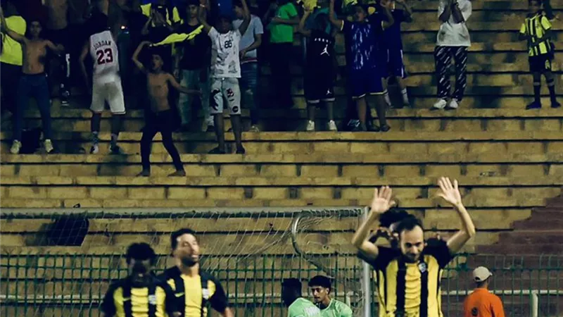 شاهد ..عبدالرؤوف يكشف الحالات التحكيمية للقاء الزمالك والمقاولون