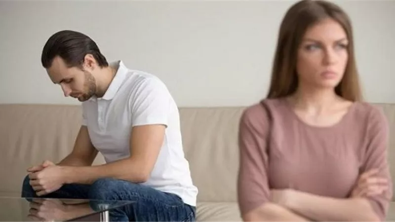 زوجة فى دعوى خلع: رفض يخلينى أعمل 