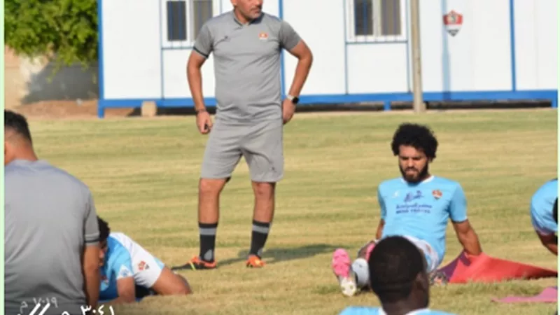 المحله يواصل تدريباته على فترتين صباحيه ومسائيه بالملعب الفرعى