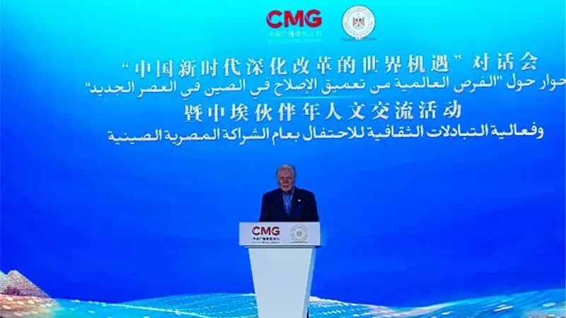 حسين فهمي: حضرت مهرجان شنغهاي أكثر من مرة وسعيد بالتعاون معهم