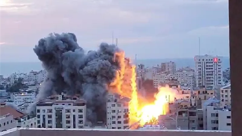 انفجار قوي في محيط مجلس شورى حزب الله ببيروت