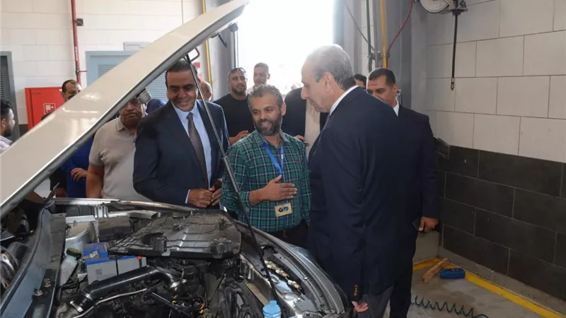 محافظ الغربية يتفقد المنطقة اللوجستية بطنطاويشيد بالمشروع العملاق