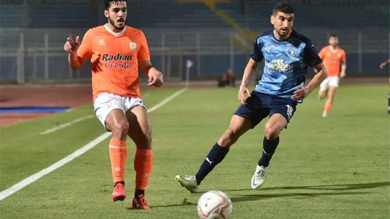ريمونتادا بيراميدز تُعادل النتيجة أمام فاركو في الشوط الأول بالدورى