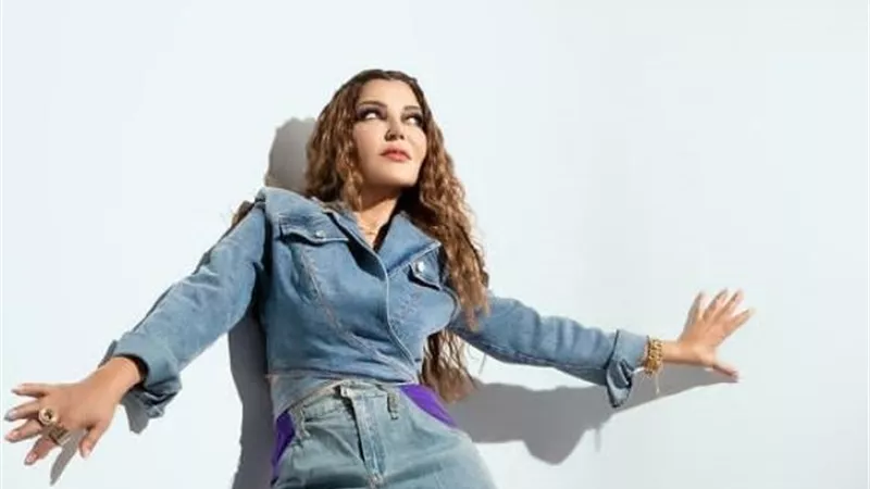 سميرة سعيد تروج لأغنيتها 