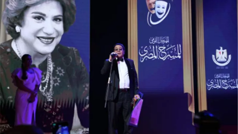 بالصور.. أحمد آدم : 